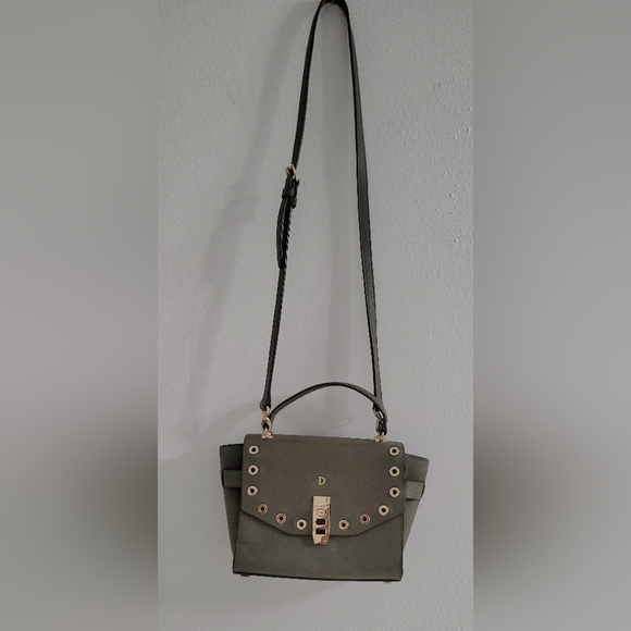 henri bendel Handbags - Henri Bendel Olive Green Crossbody Bag